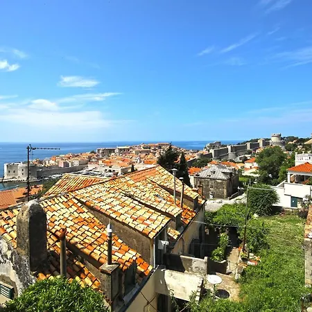 招待所 恩尼宾馆 3*